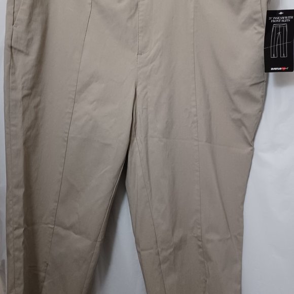Avenue Pants - AVENUE SUPER STRECH PULL ON CAPRI PANTS